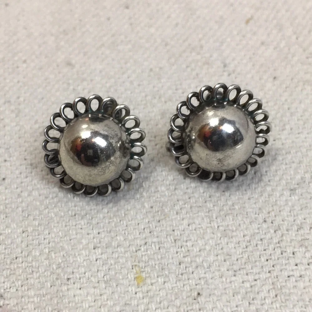 Vintage sterling silver Dome Button Earrings